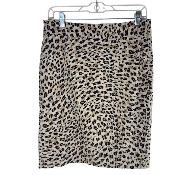 Banana Republic Dresses & Skirts - Banana Republic Animal Print Cheetah Pencil Skirt Size 4